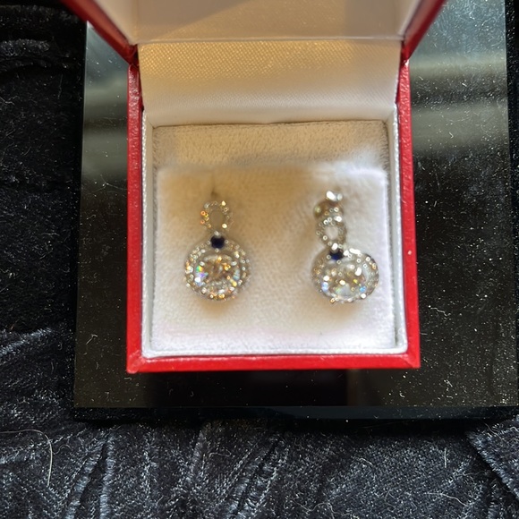 QVC diamond zirconia drop earrings. - Picture 2 of 9